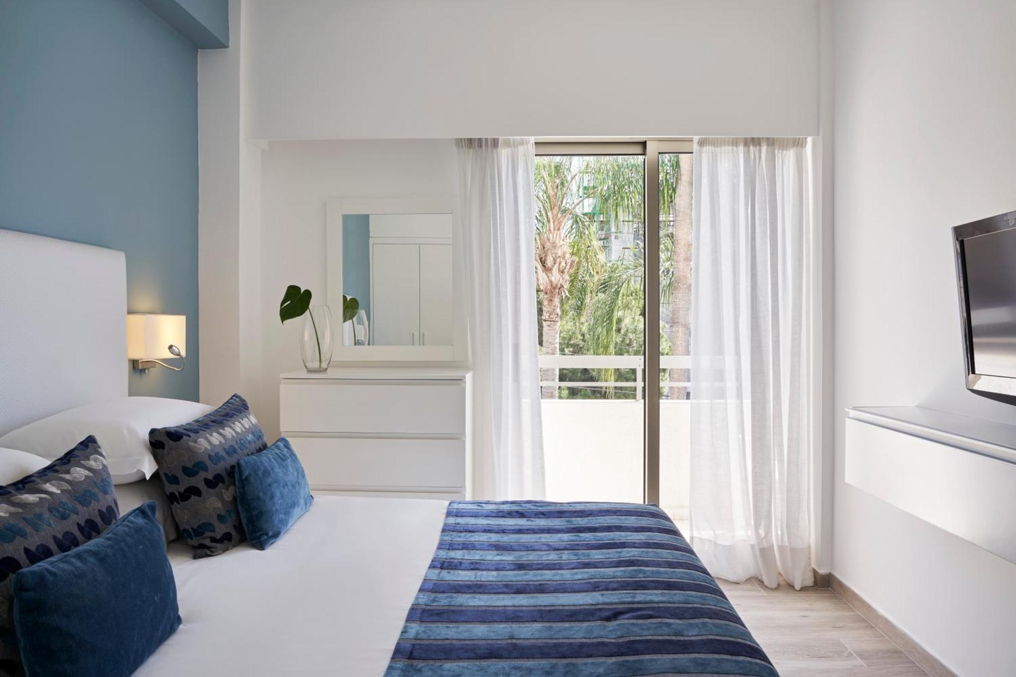 Atlantica Oasis Hotel リマソール エクステリア 写真