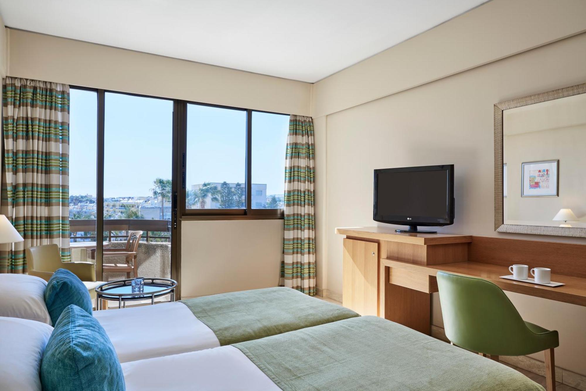 Atlantica Oasis Hotel リマソール エクステリア 写真